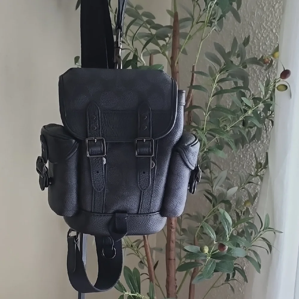 Coach Black Backpack Collection with Modern Design - Picture 12 of 13